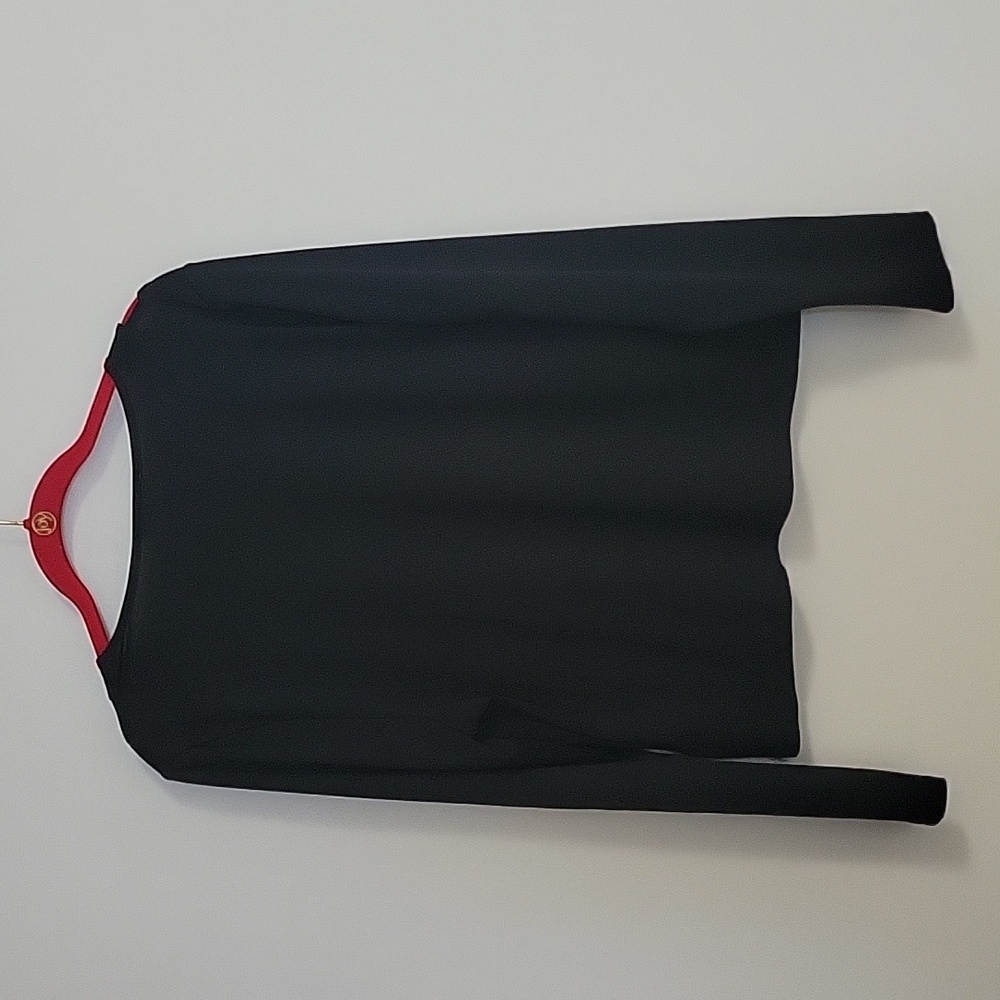 Bar III Black V-Neck Cutout Top XL EUC Like New - Picture 4 of 7